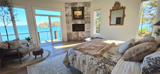 516 Hillandale Road, Seneca, SC 29672
