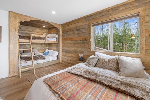 516 Hillandale Road, Seneca, SC 29672