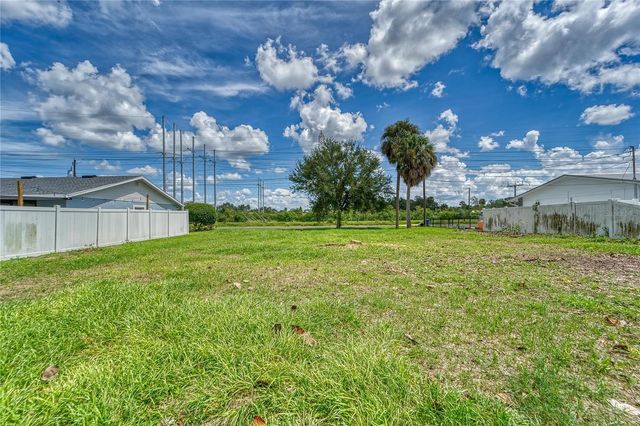 BAY DRIVE, Gibsonton, FL 33534