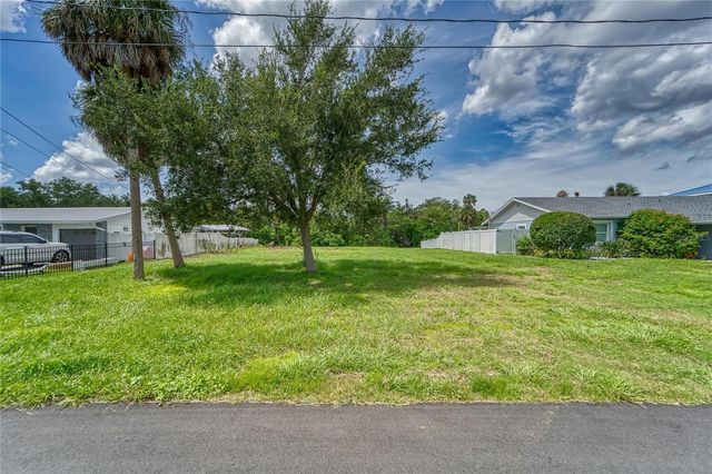 BAY DRIVE, Gibsonton, FL 33534
