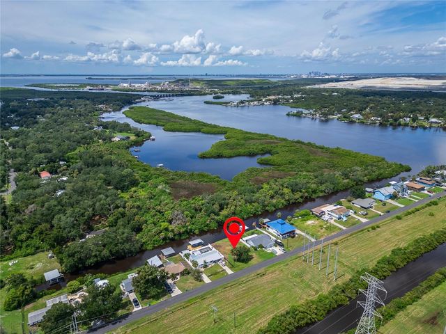 BAY DRIVE, Gibsonton, FL 33534