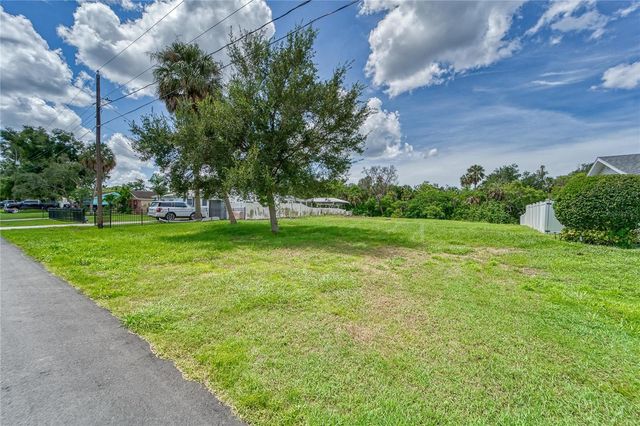 BAY DRIVE, Gibsonton, FL 33534