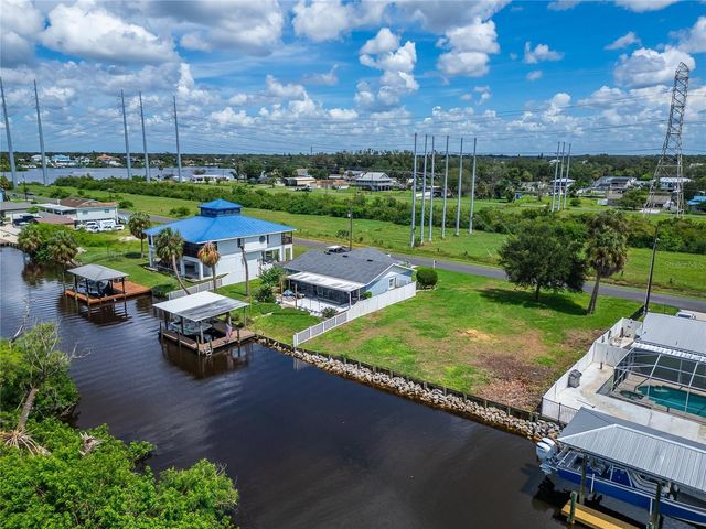 BAY DRIVE, Gibsonton, FL 33534