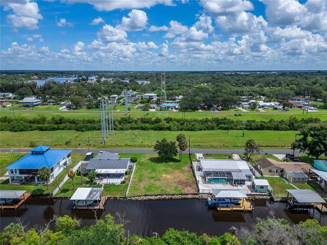BAY DRIVE, Gibsonton, FL 33534