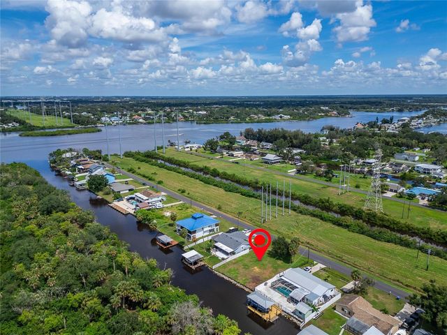 BAY DRIVE, Gibsonton, FL 33534