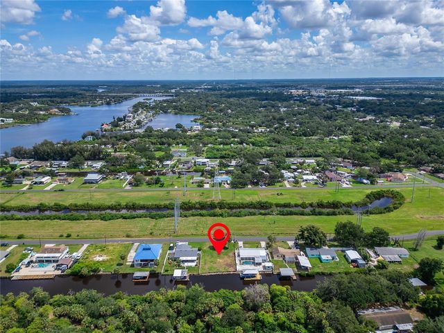 BAY DRIVE, Gibsonton, FL 33534