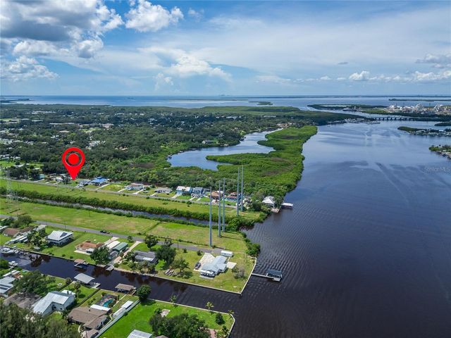 BAY DRIVE, Gibsonton, FL 33534
