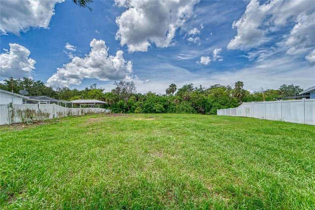 BAY DRIVE, Gibsonton, FL 33534