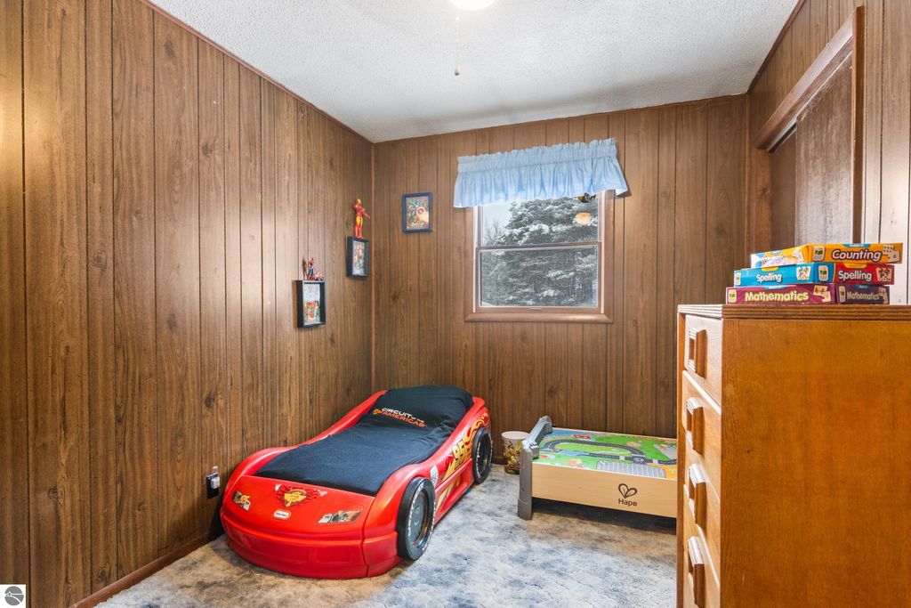 Image 14 of property listing at 1317 E Wexford Avenue, Buckley, MI 49620