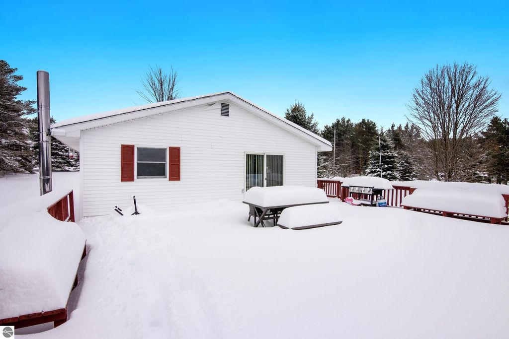 Image 20 of property listing at 1317 E Wexford Avenue, Buckley, MI 49620