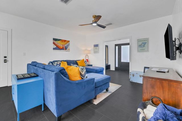 39 E Park Ave, St Augustine, FL 32084