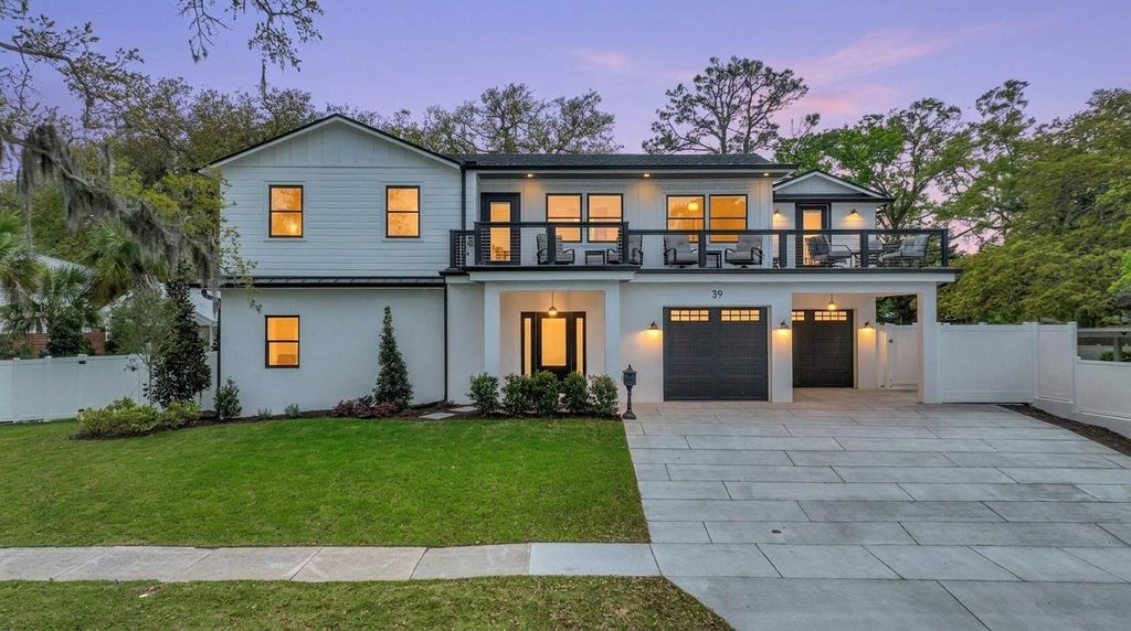 39 E Park Ave, St Augustine, FL 32084