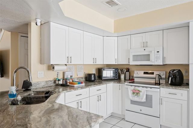 2614 SUSANDAY DRIVE, Orlando, FL 32812