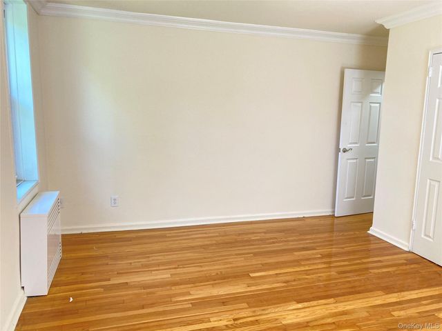 50 S Middle Neck Road 1C, Great Neck, NY 11021