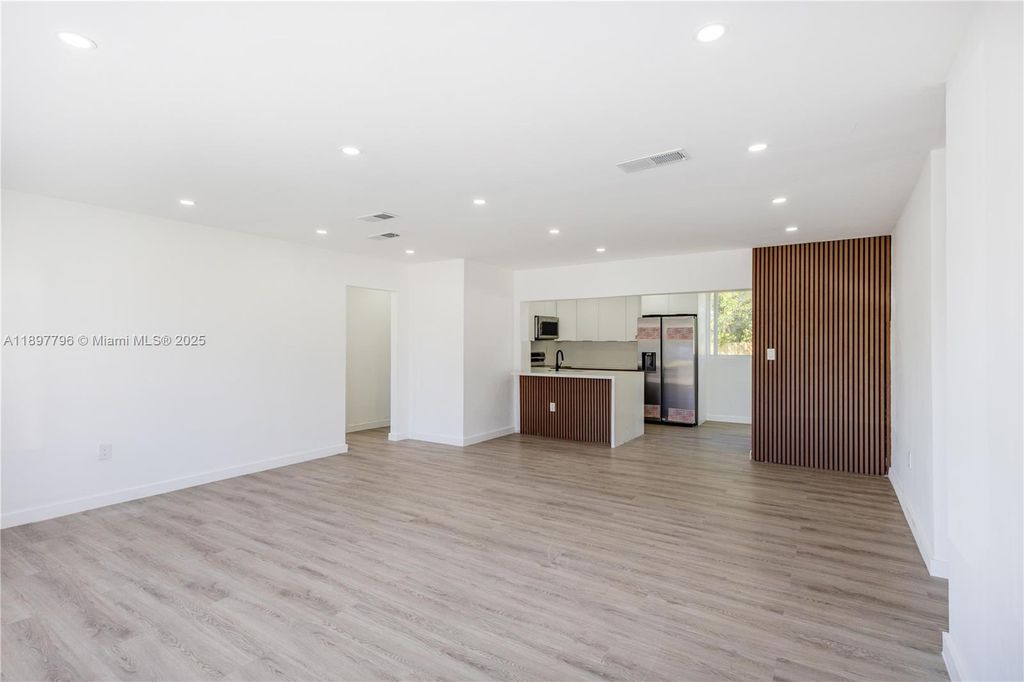6371 Scott St, Hollywood, FL 33024