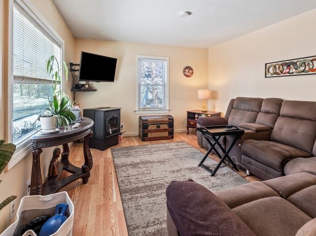 242 Pleasant Street, Leominster, MA 01453