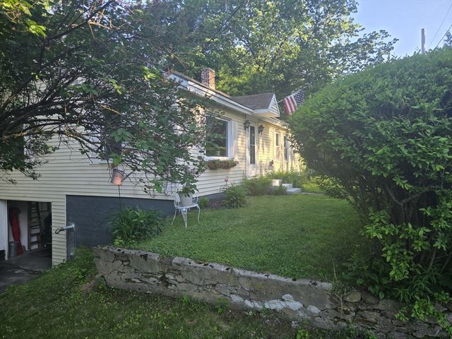 242 Pleasant Street, Leominster, MA 01453