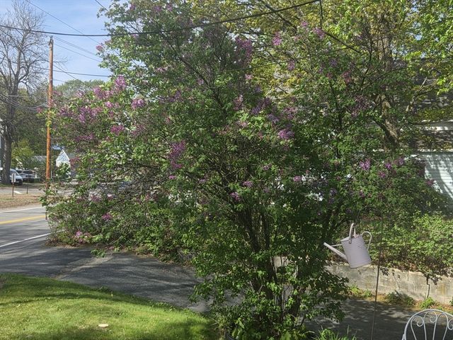 242 Pleasant Street, Leominster, MA 01453
