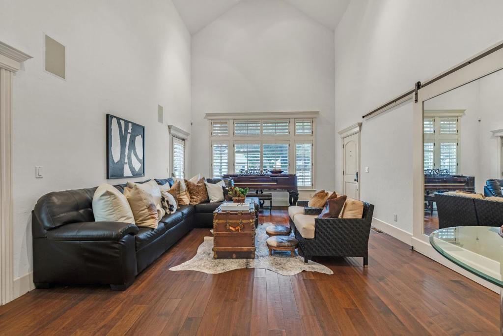 Image 2 of property listing at 1538 Lincoln Avenue, San Jose, CA 95125