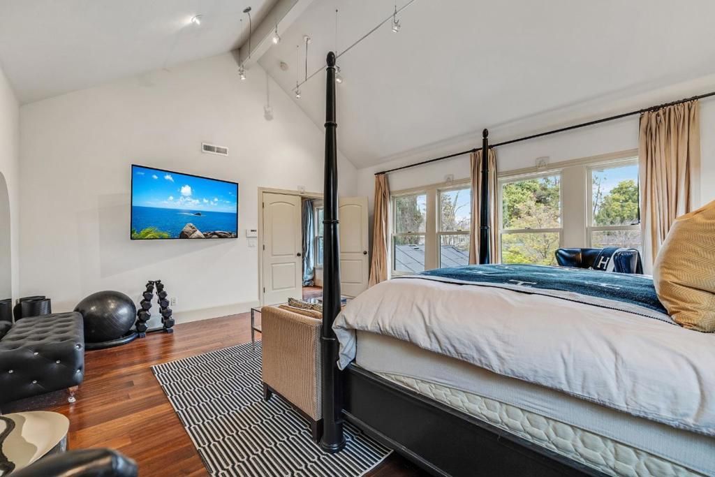 Image 22 of property listing at 1538 Lincoln Avenue, San Jose, CA 95125