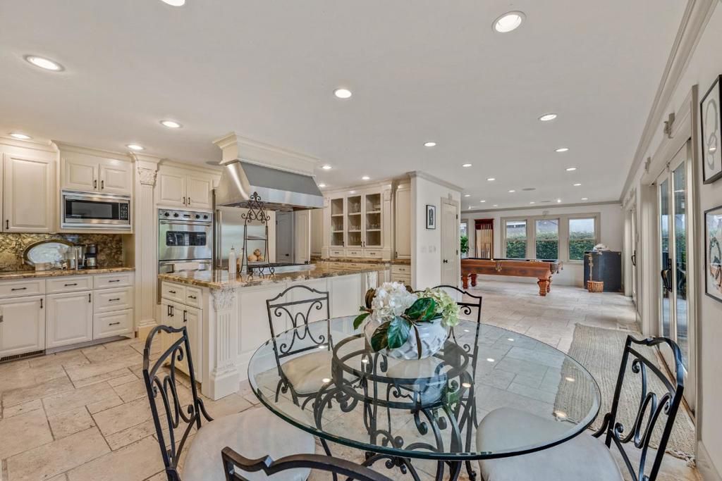 Image 9 of property listing at 1538 Lincoln Avenue, San Jose, CA 95125