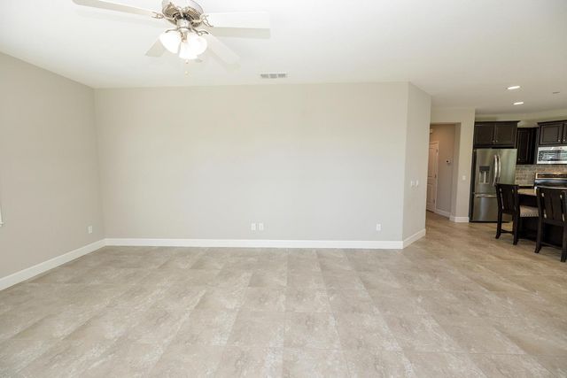 1483 Lily Ln, Turlock, CA 95382