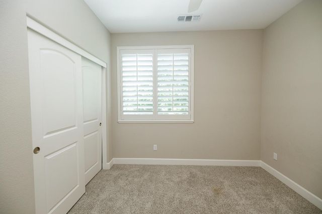 1483 Lily Ln, Turlock, CA 95382