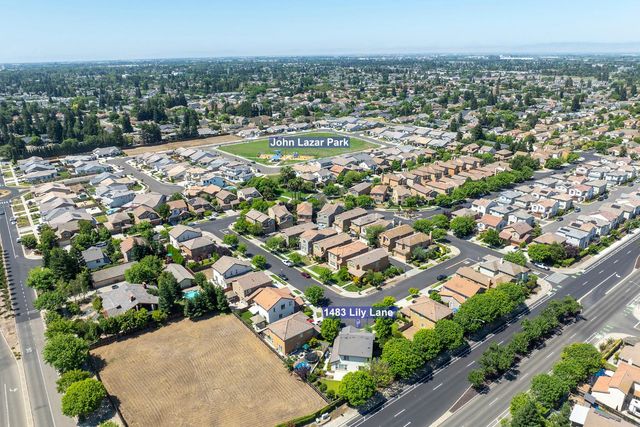 1483 Lily Ln, Turlock, CA 95382