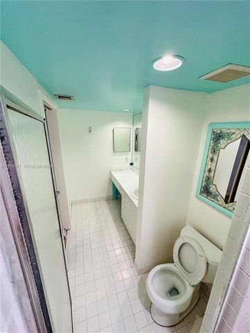 4730 SW 62nd Way 104, Davie, FL 33314