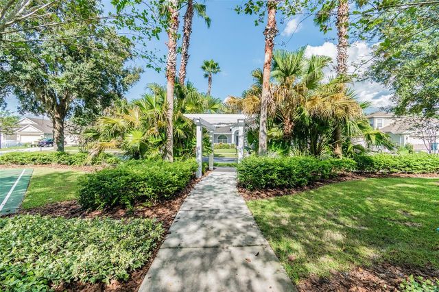 2731 BLUE SPRINGS PLACE, Wesley Chapel, FL 33544