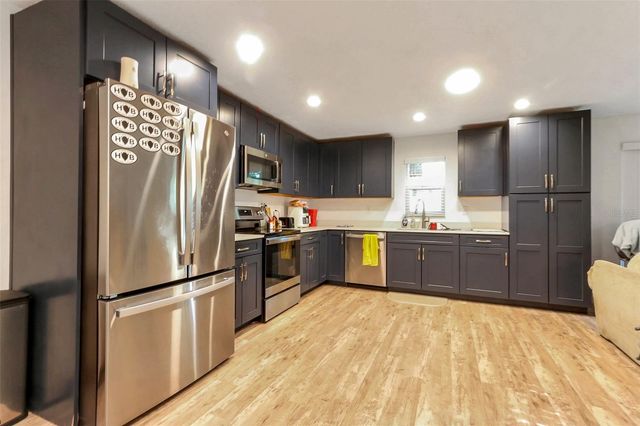 923 OXFORD STREET, Longwood, FL 32750