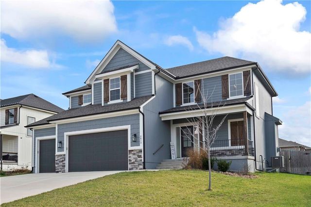 2613 SW River Trail Road, Lee's Summit, MO 64082