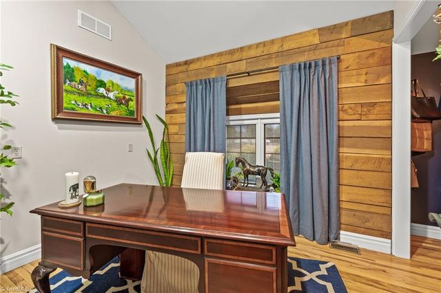 8905 Milestone Point, Clemmons, NC 27012