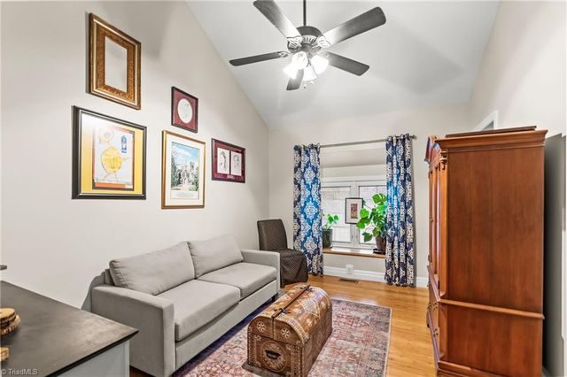 8905 Milestone Point, Clemmons, NC 27012