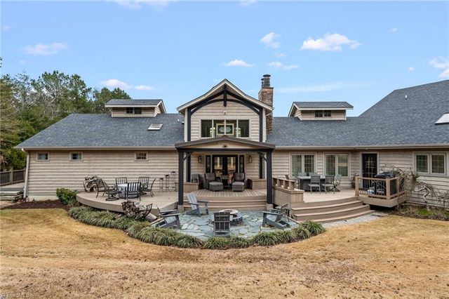 8905 Milestone Point, Clemmons, NC 27012