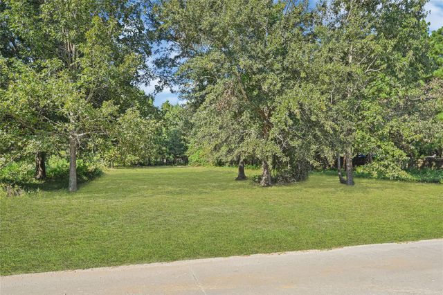 1741 County Road 340, Cleveland, TX 77327