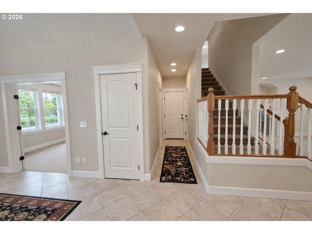 688 W X St, Washougal, WA 98671