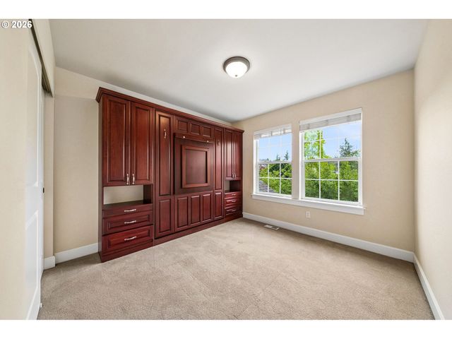 688 W X St, Washougal, WA 98671