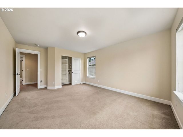688 W X St, Washougal, WA 98671