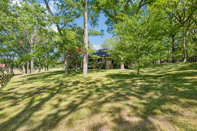 660 Allisona Rd, Eagleville, TN 37060