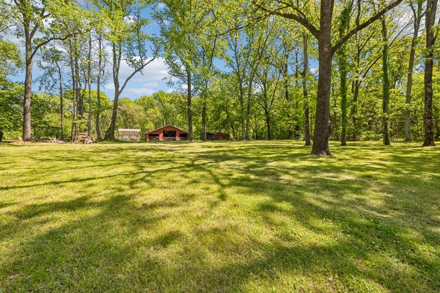 660 Allisona Rd, Eagleville, TN 37060