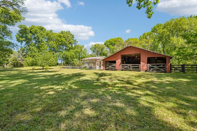 660 Allisona Rd, Eagleville, TN 37060