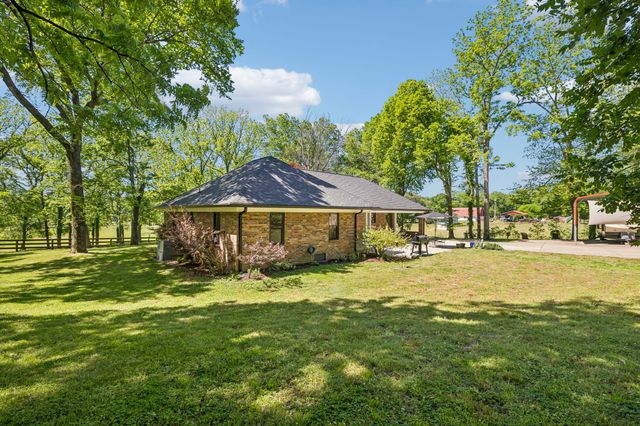 660 Allisona Rd, Eagleville, TN 37060