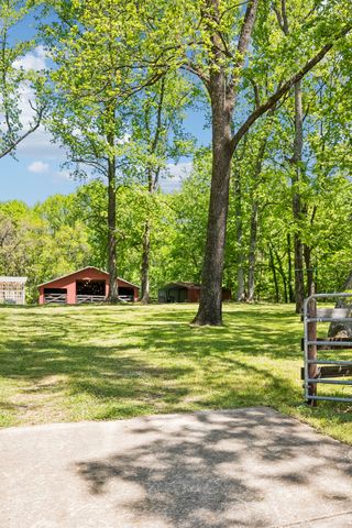 660 Allisona Rd, Eagleville, TN 37060