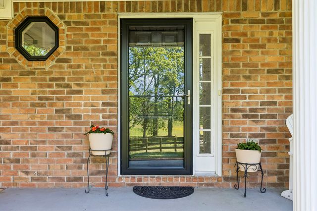 660 Allisona Rd, Eagleville, TN 37060