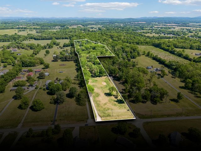 660 Allisona Rd, Eagleville, TN 37060