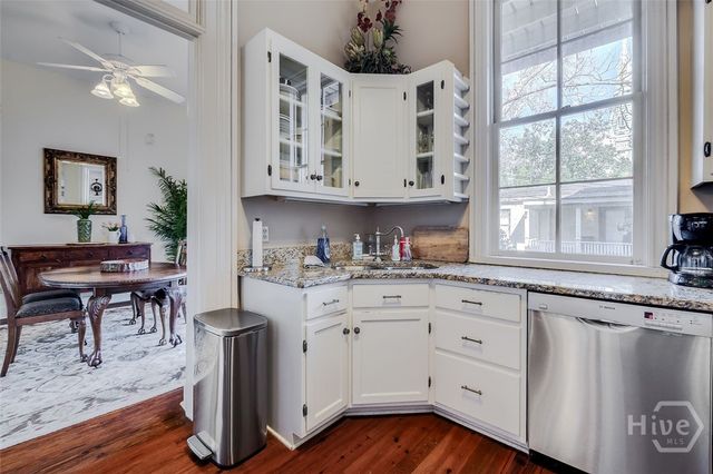 118 E Gaston Street, Savannah, GA 31401