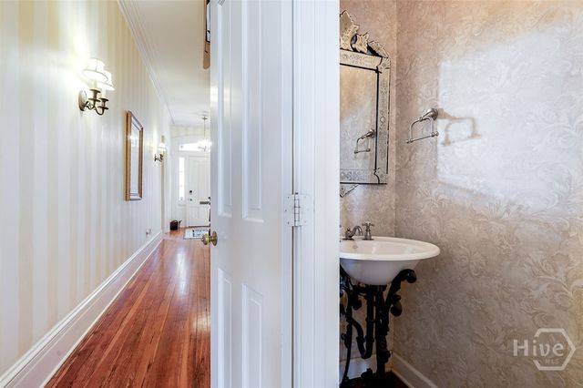 118 E Gaston Street, Savannah, GA 31401