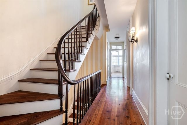 118 E Gaston Street, Savannah, GA 31401