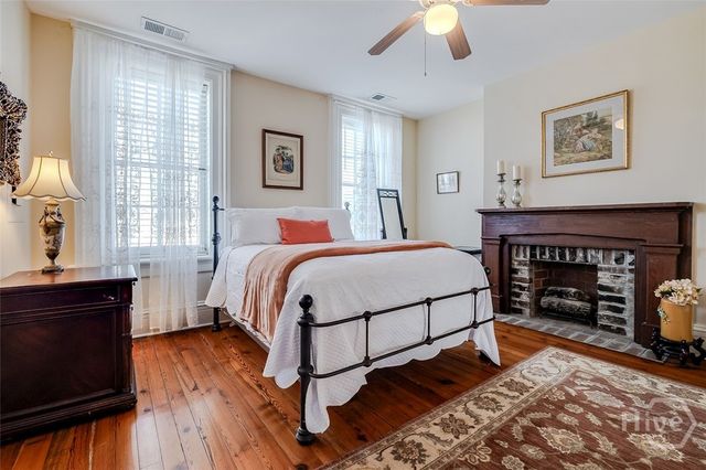 118 E Gaston Street, Savannah, GA 31401